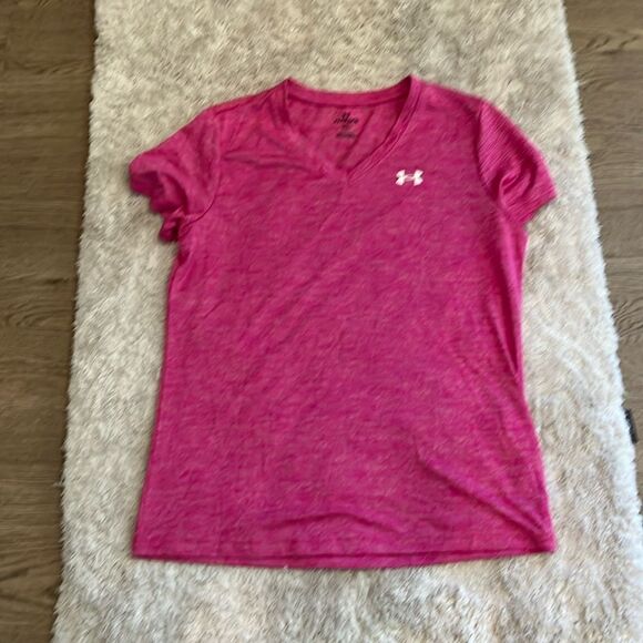 Under Armour hot pink loose tee.  XS - Picture 1 of 7